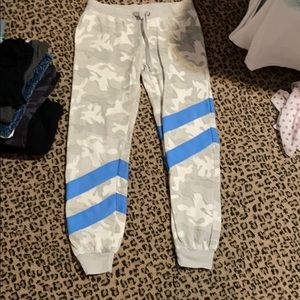 Light Army print with blue stripes sweats
